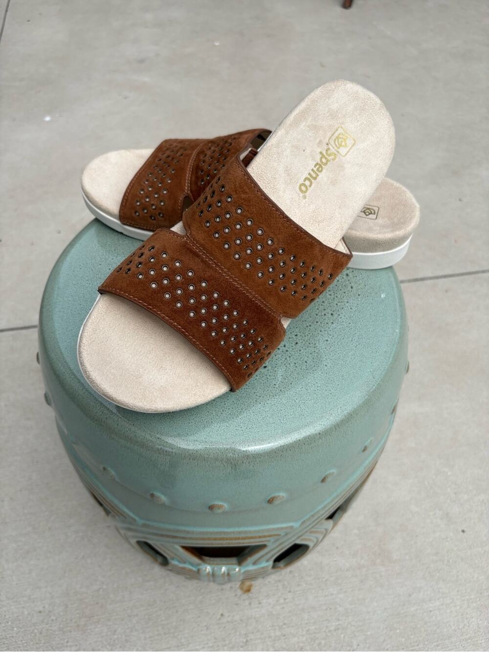 Leather Spenco Women's Brown Slide Sandals with Stud Accents size 10